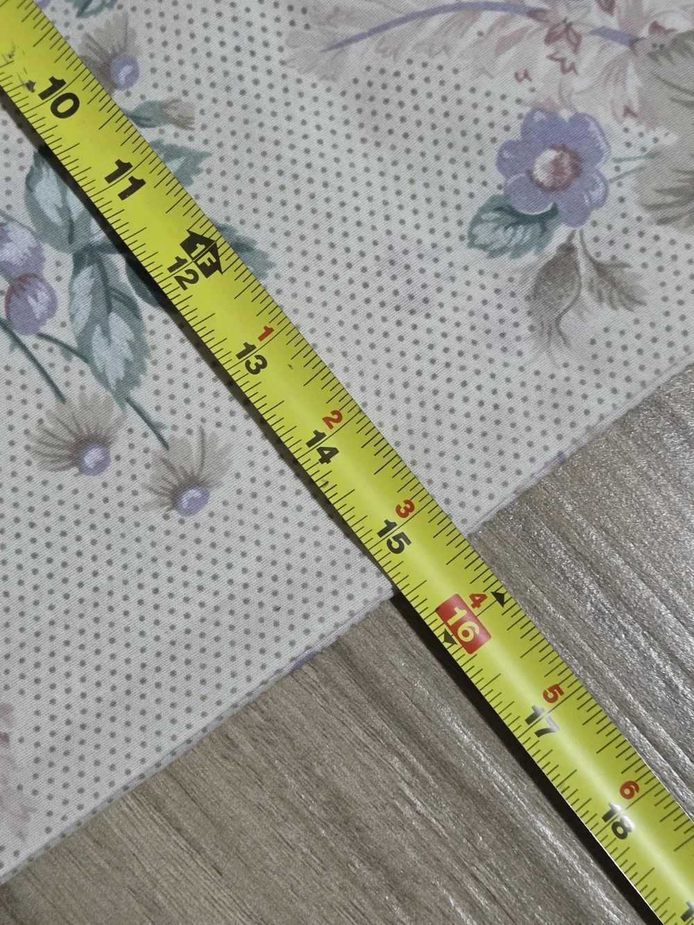 Floral Print Vintage 90s Handmade Valance Curtain- Pink & Green